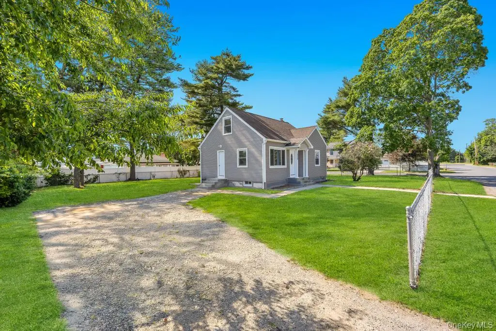 1828 Stein Drive, photo 3