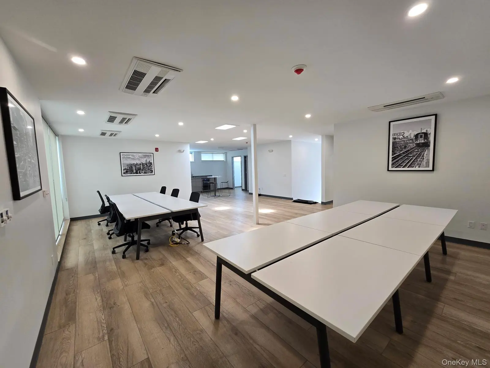 222 Valley Place, photo 5