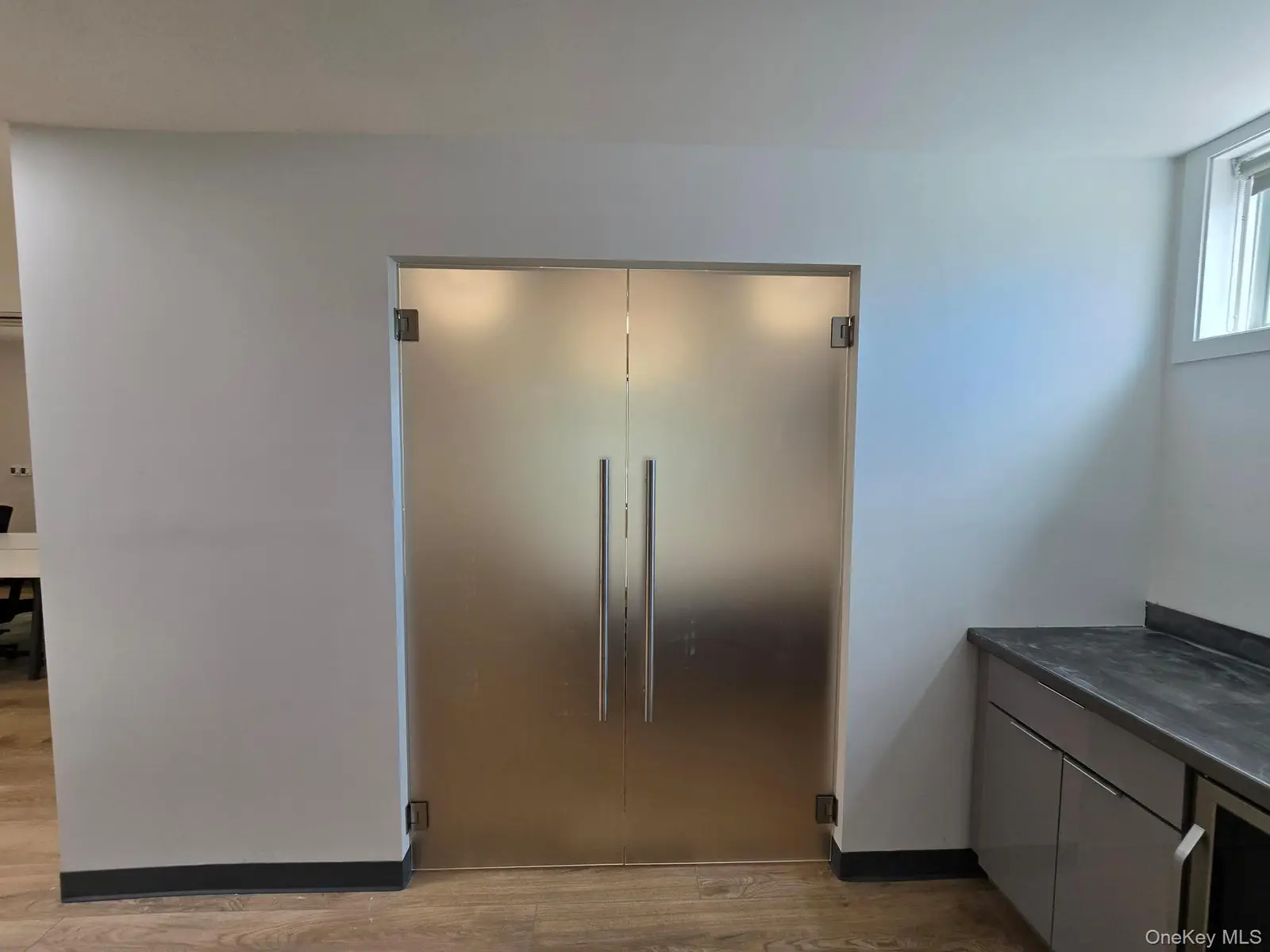 222 Valley Place, photo 7