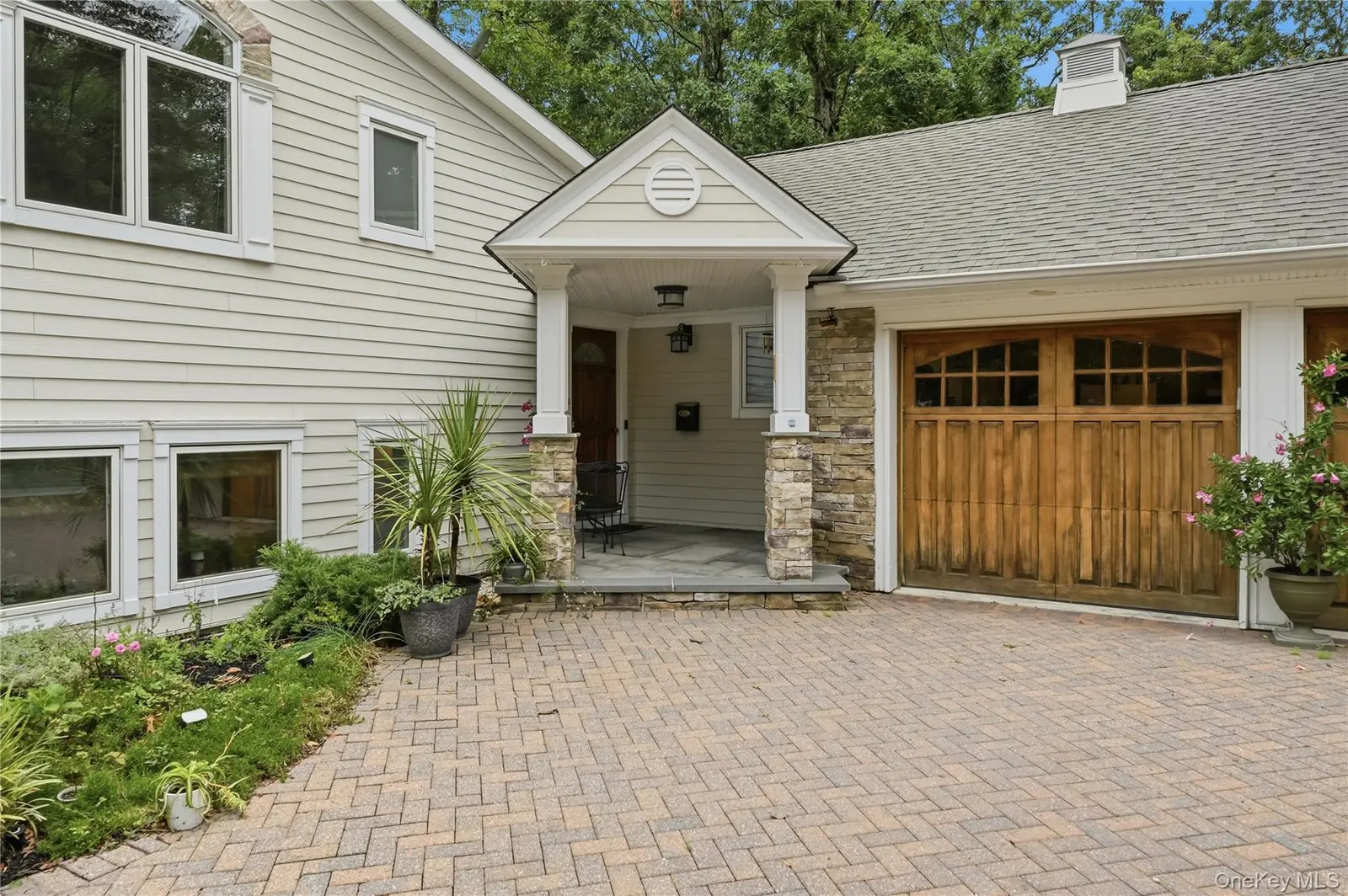 16 Sagamore Road, photo 2