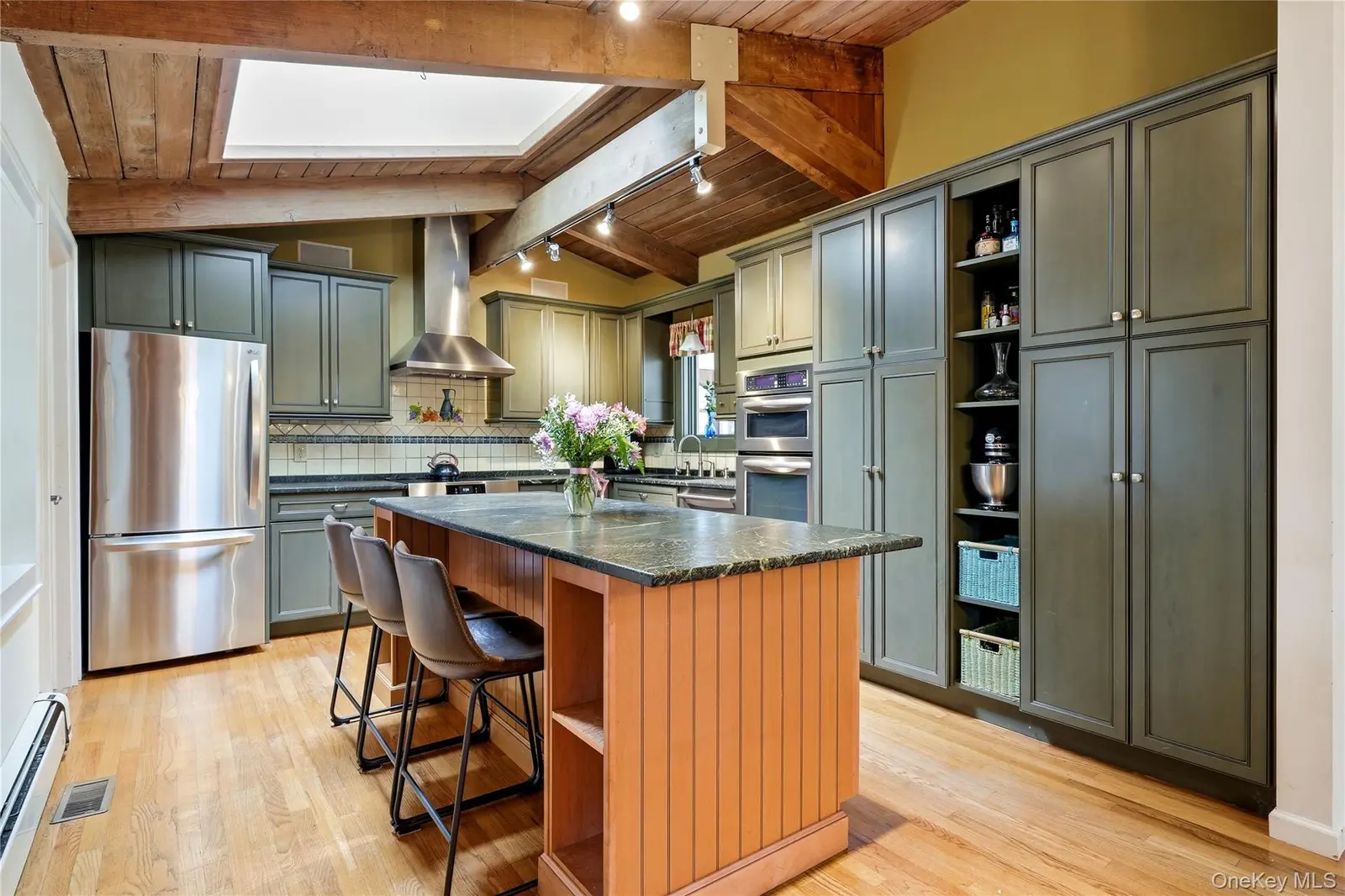 16 Sagamore Road, photo 8