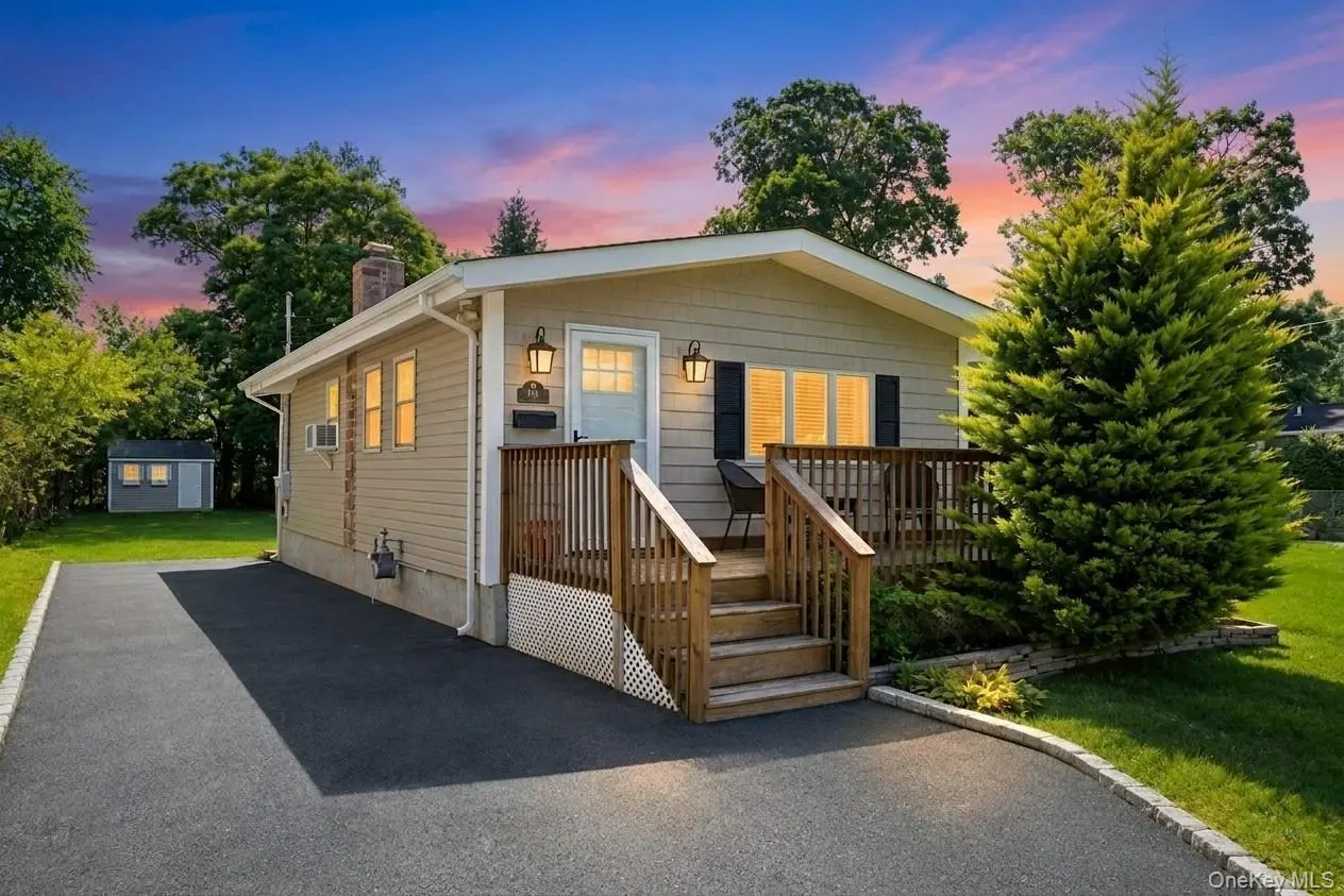 65 Hawthorne Avenue, photo 2