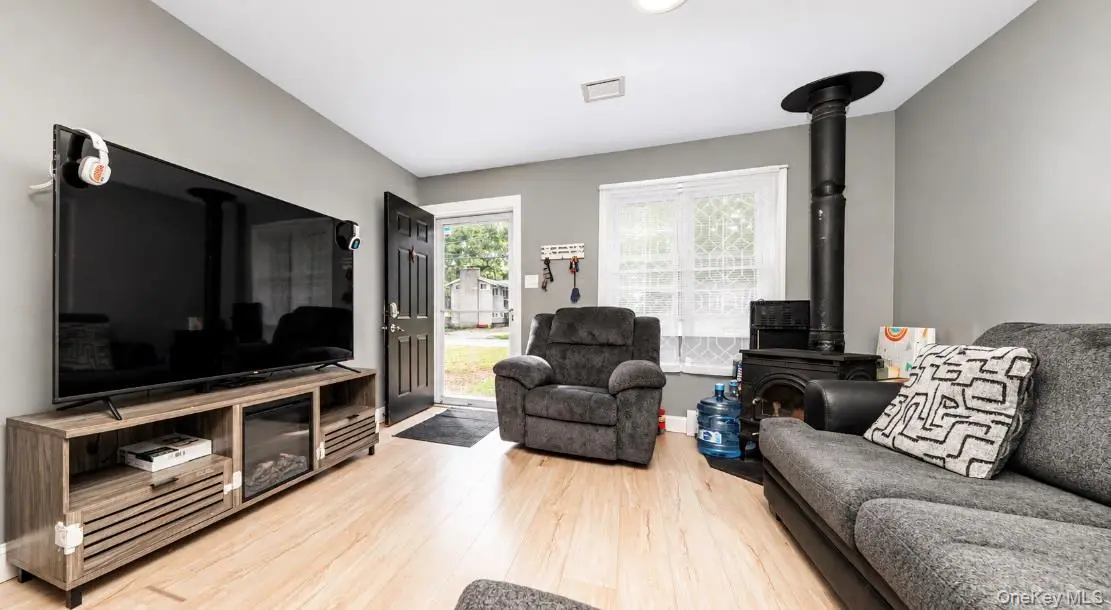 69 Mastic Boulevard, photo 6