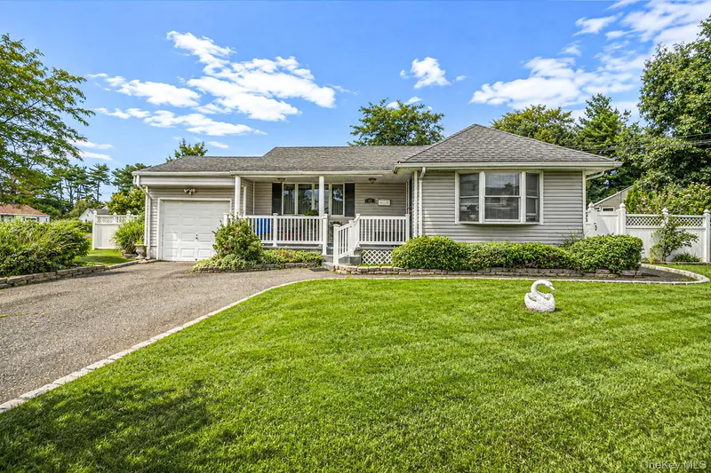 12 Robin Lane, Islip, NY