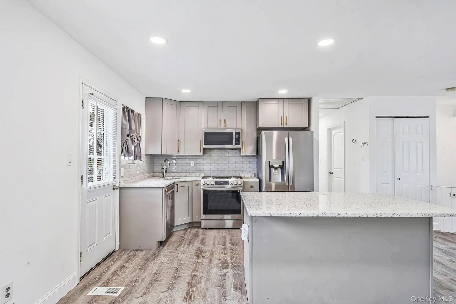 152 Alkier Street, photo 5