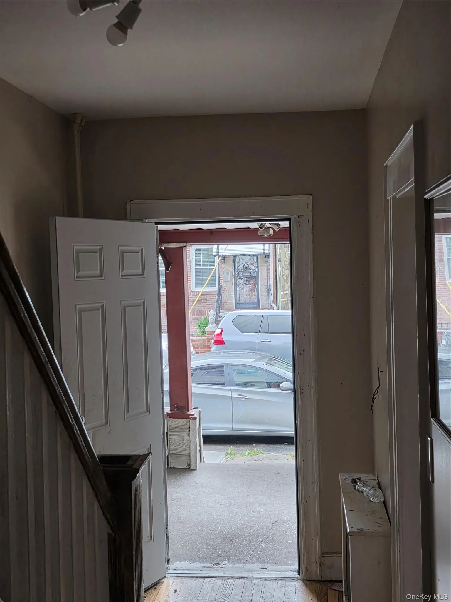 9163 85th Street, photo 3