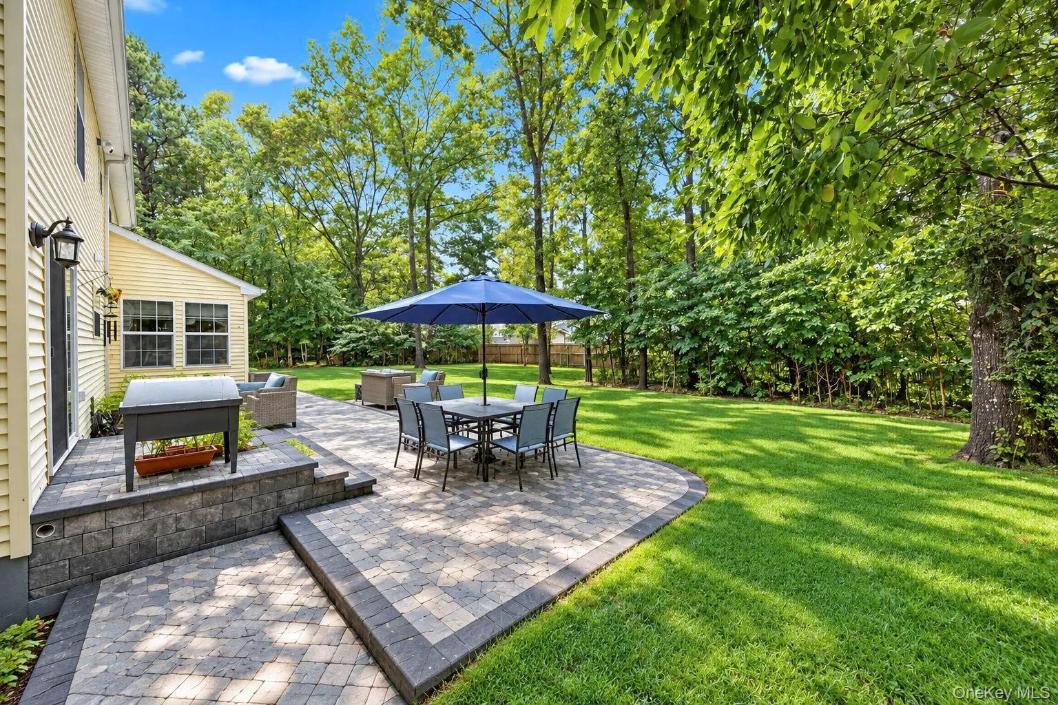 344 Barton Avenue, photo 8
