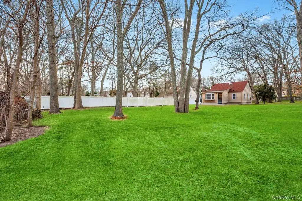 260 Springdale Drive, photo 3