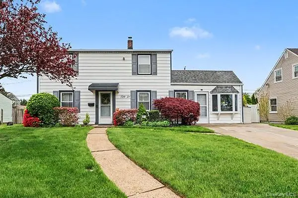 56 Haven Lane, photo 1